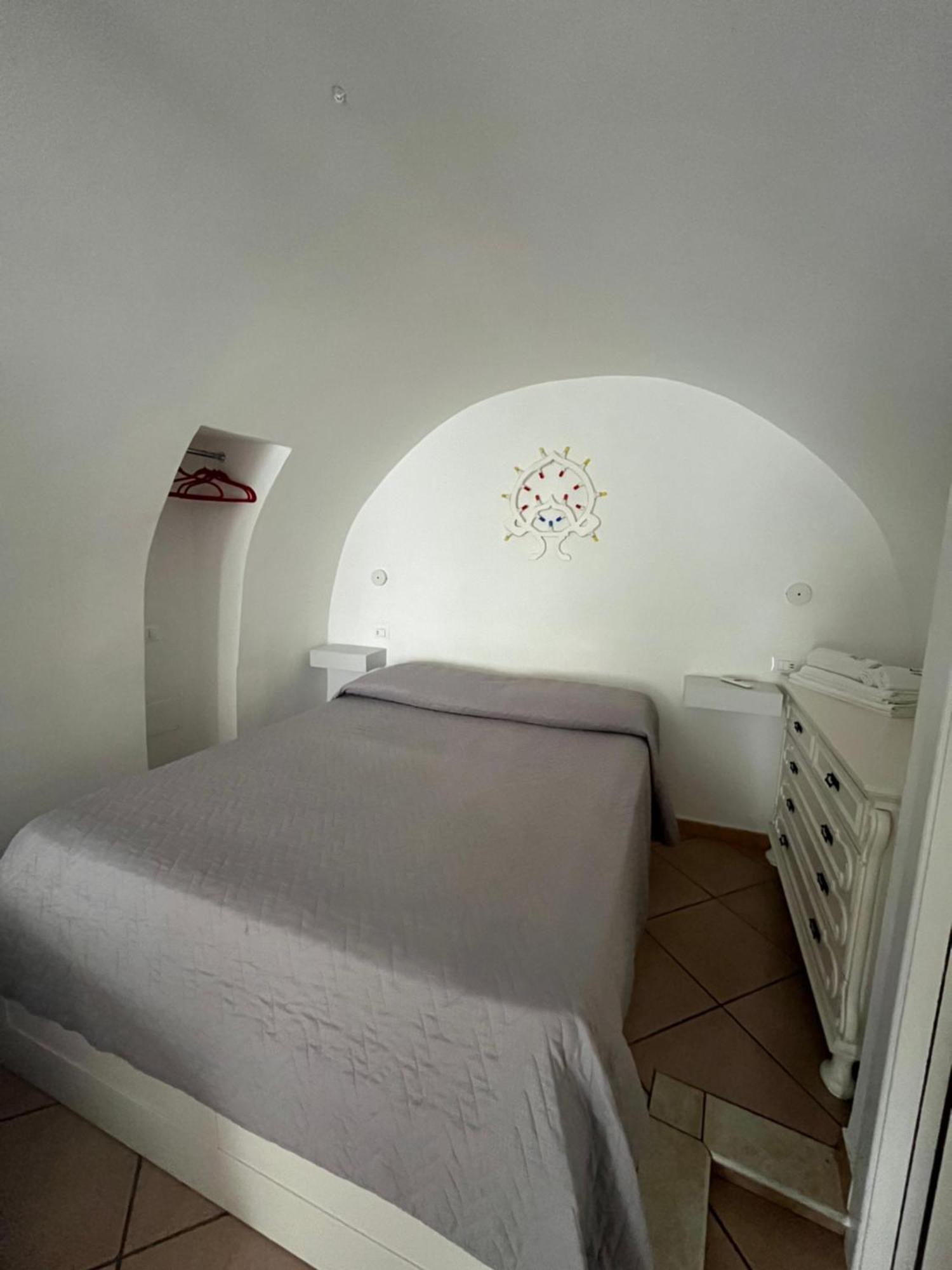 Ostuni 21Mqsuitehomes, Appartamento Con Mini Piscina Privata, Appartamenti Con Vasca Idromassaggio & Appartamenti Standard ออสตูนี ภายนอก รูปภาพ